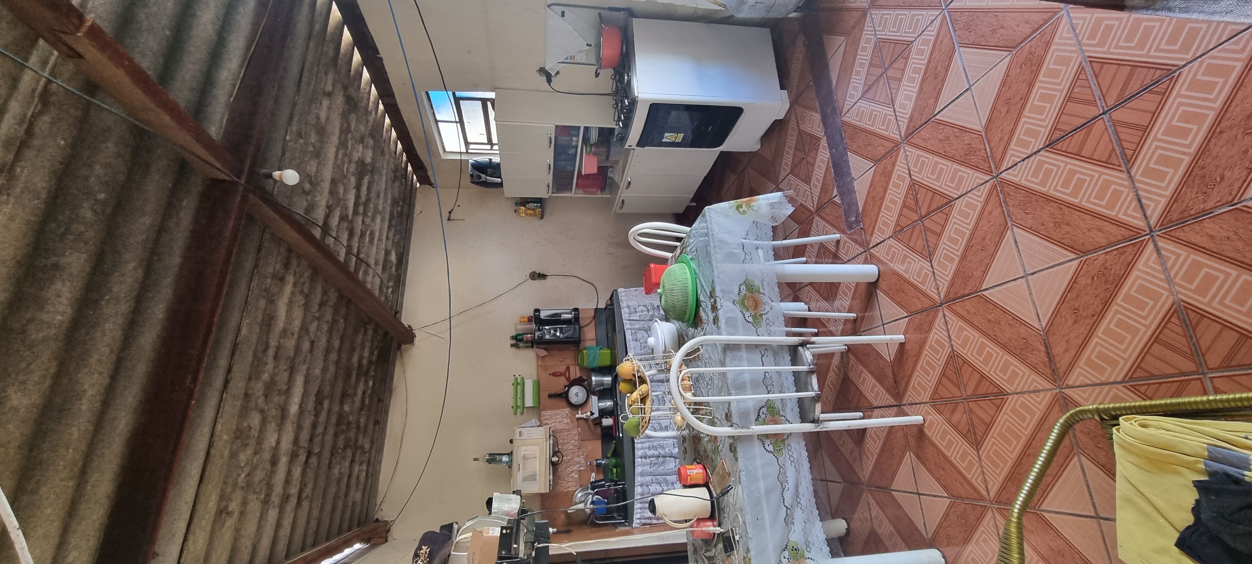 Imagem Casa com 2 Quartos à Venda, 130 m²em Jardim Guanabara III - Goiânia Imagem Casa com 2 Quartos à Venda, 130 m²em Jardim Guanabara III - Goiânia