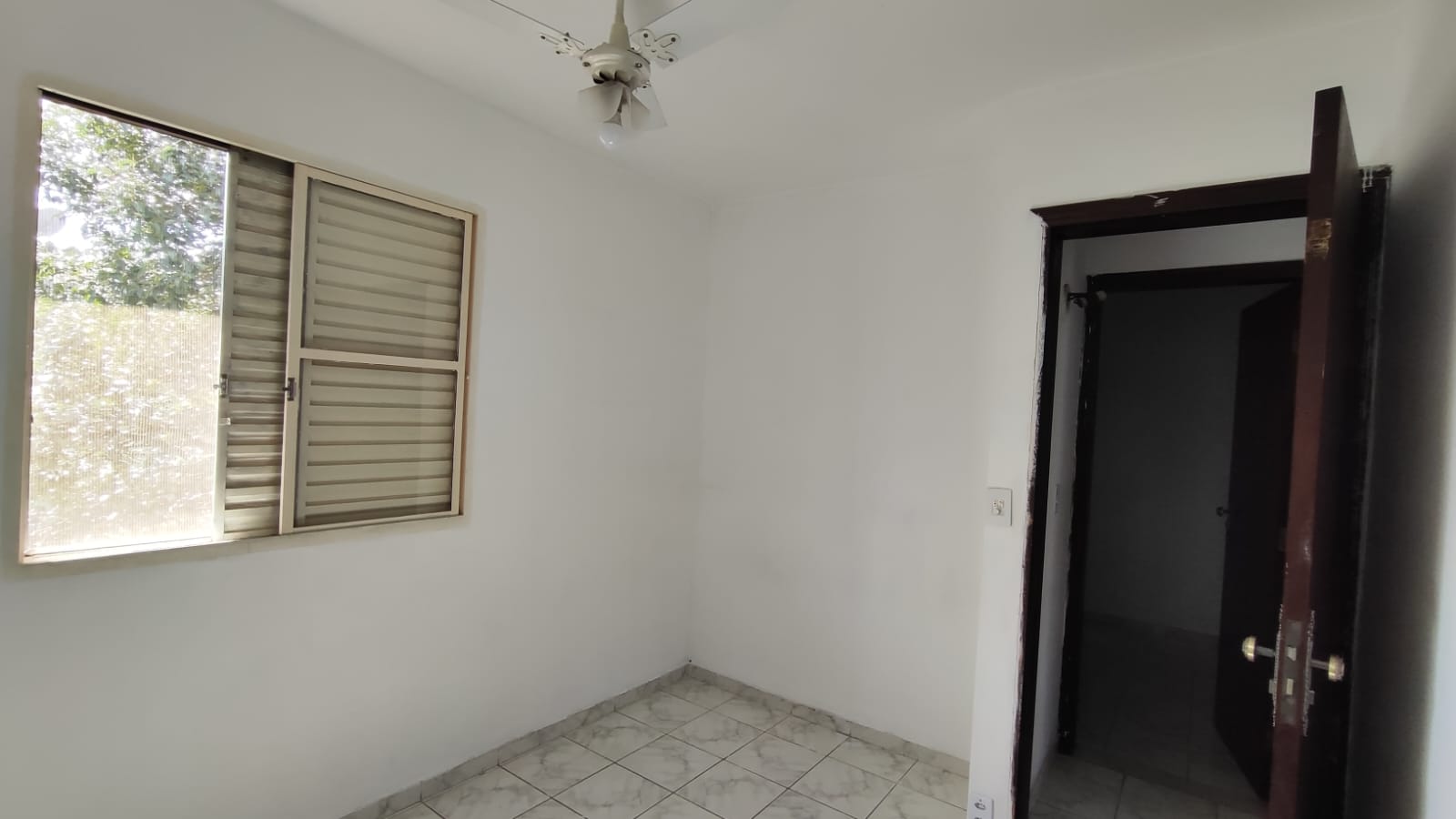 Imagem Apartamento com 2 Quartos à Venda, 46 m² em Itaim Paulista - São Paulo