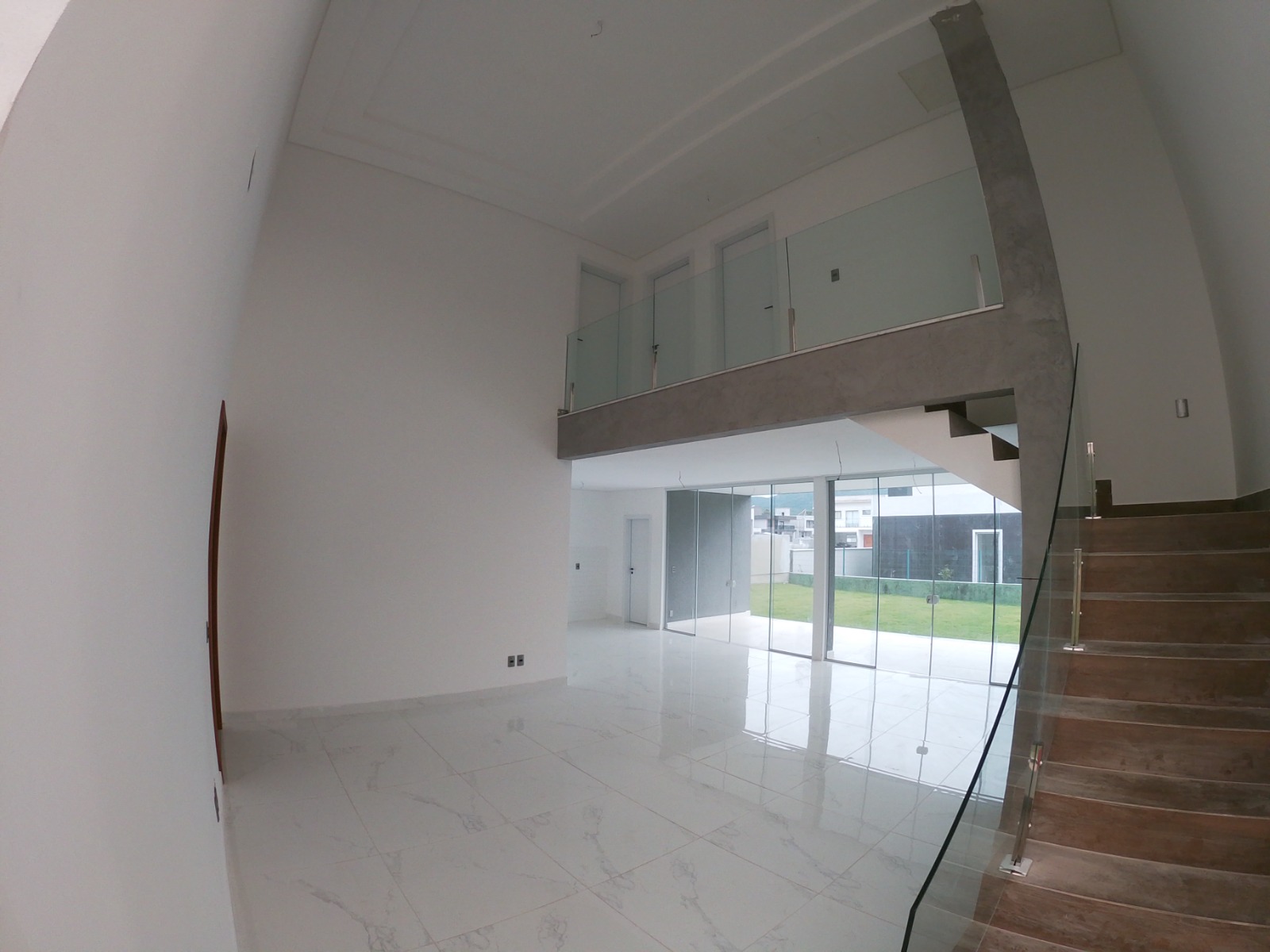 Imagem Casa de Condomínio com 3 Quartos à Venda, 212 m²em São João do Rio Vermelho - Florianópolis