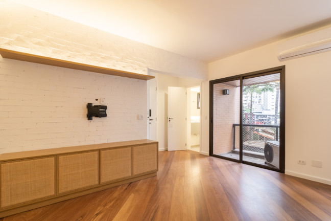 Imagem Apartamento com 3 Quartos à Venda, 123 m² em Itaim Bibi - São Paulo