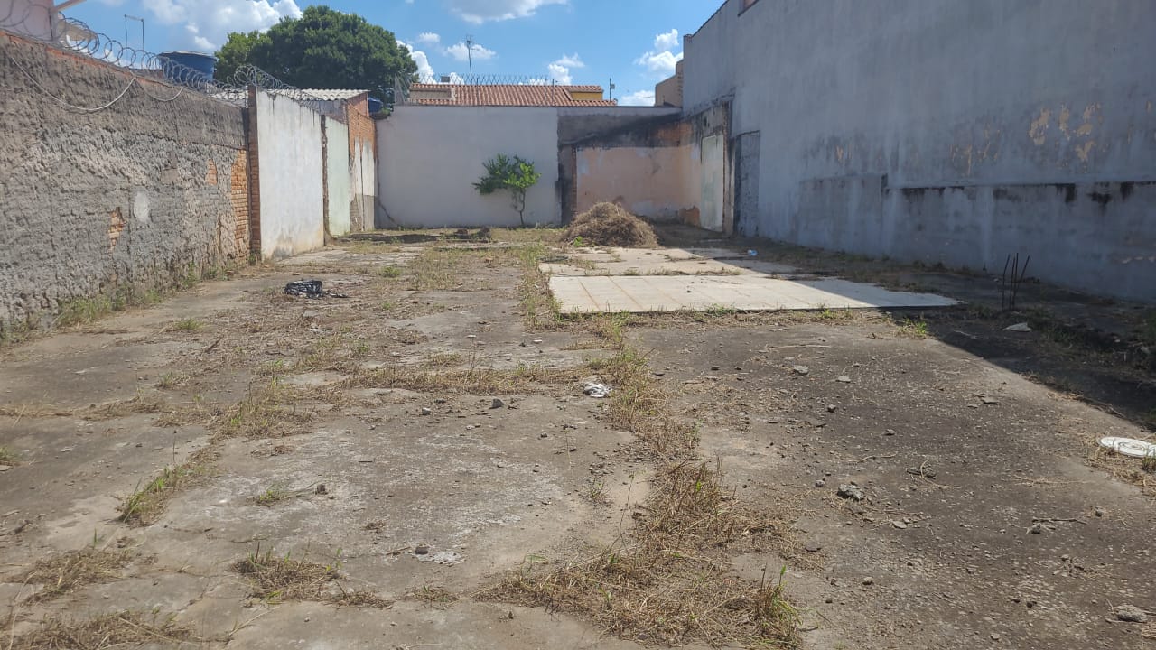 Imagem Terreno à Venda, 300 m²em Jardim Oriental - São Paulo