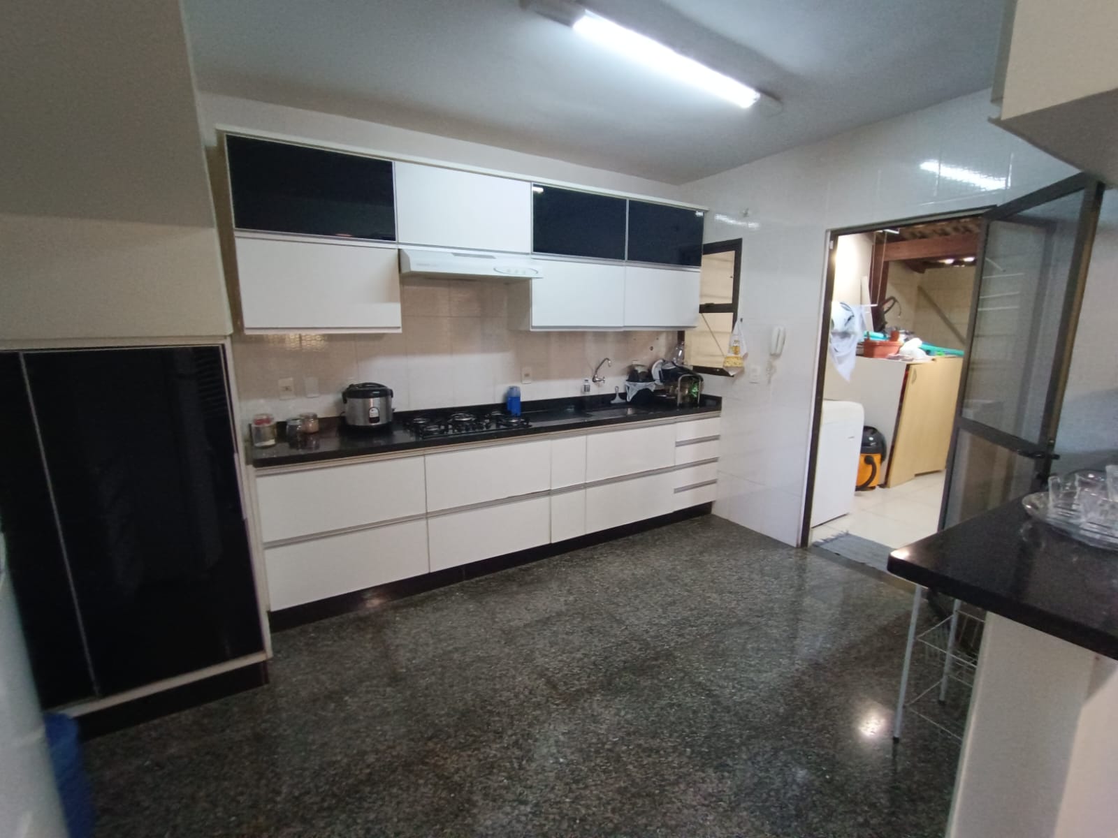 Imagem Casa de Condomínio com 3 Quartos à Venda, 383 m²em Sítios Santa Luzia - Aparecida de Goiânia