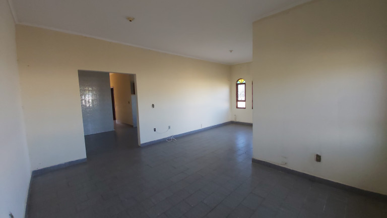 Imagem Casa com 3 Quartos à Venda, 140 m² em Guanandi - Campo Grande
