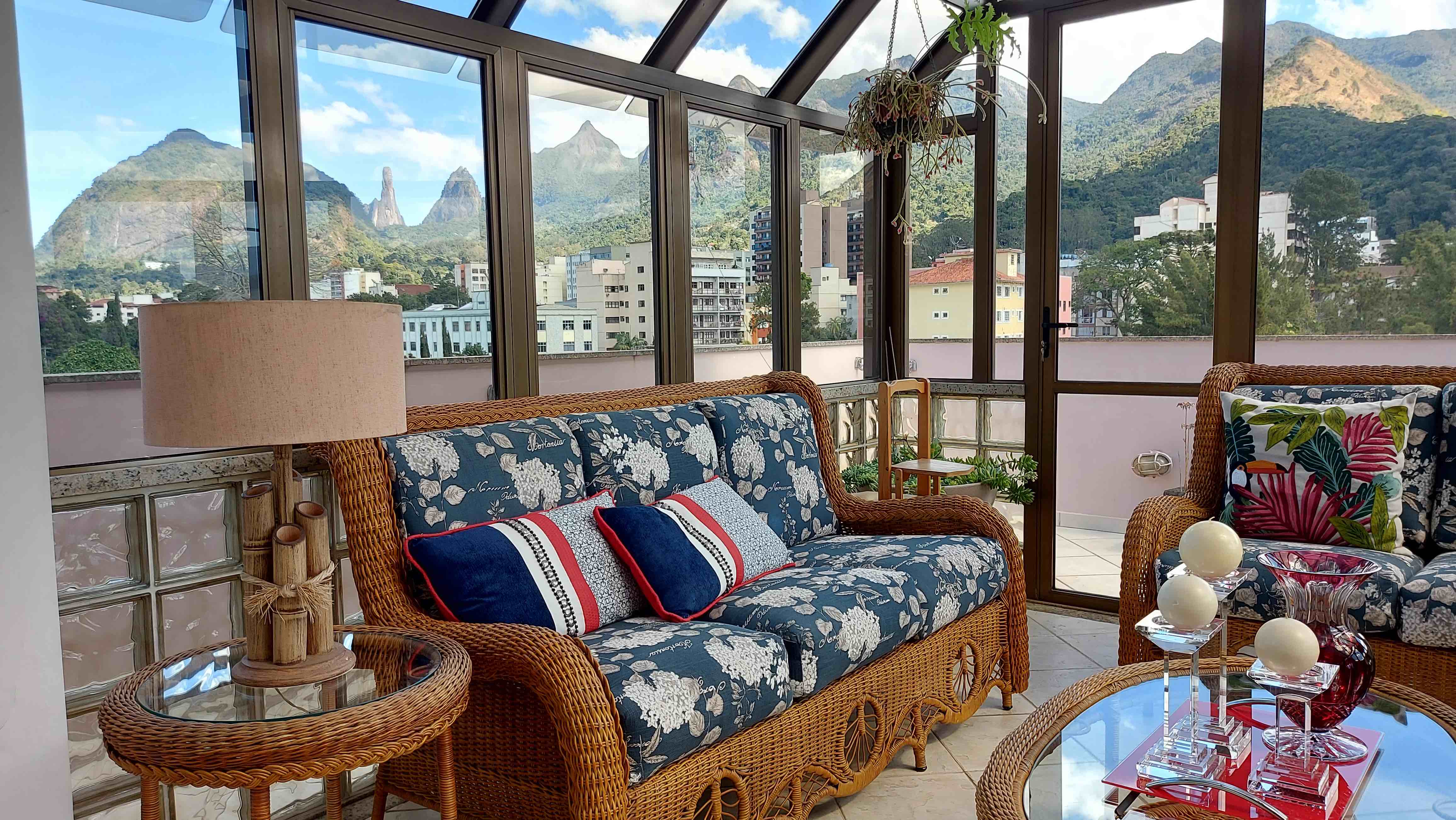 Imagem Cobertura com 3 Quartos à Venda, 440 m² em Alto - Teresópolis Imagem Cobertura com 3 Quartos à Venda, 440 m² em Alto - Teresópolis