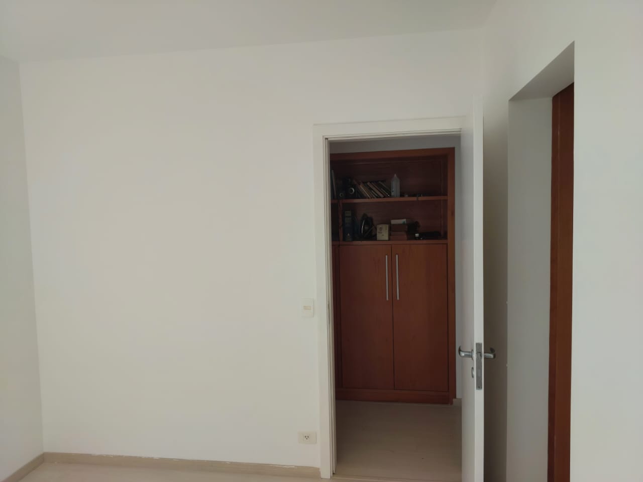 Imagem Apartamento com 4 Quartos à Venda, 220 m²em Paraíso - São Paulo