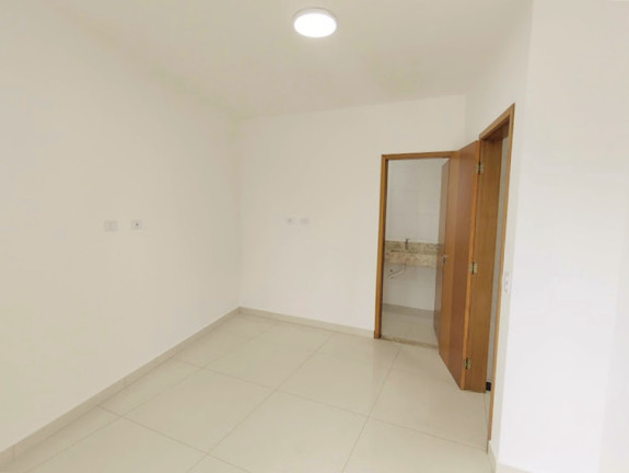 Imagem Sobrado com 3 Quartos à Venda, em Guilhermina - Praia Grande Imagem Sobrado com 3 Quartos à Venda, em Guilhermina - Praia Grande
