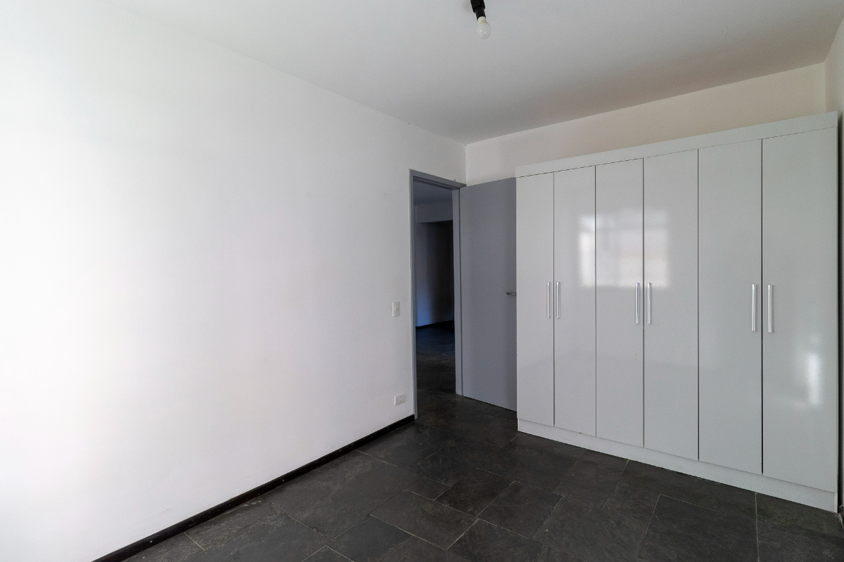 Imagem Apartamento com 2 Quartos à Venda, 51 m² em Vila Uberabinha - São Paulo