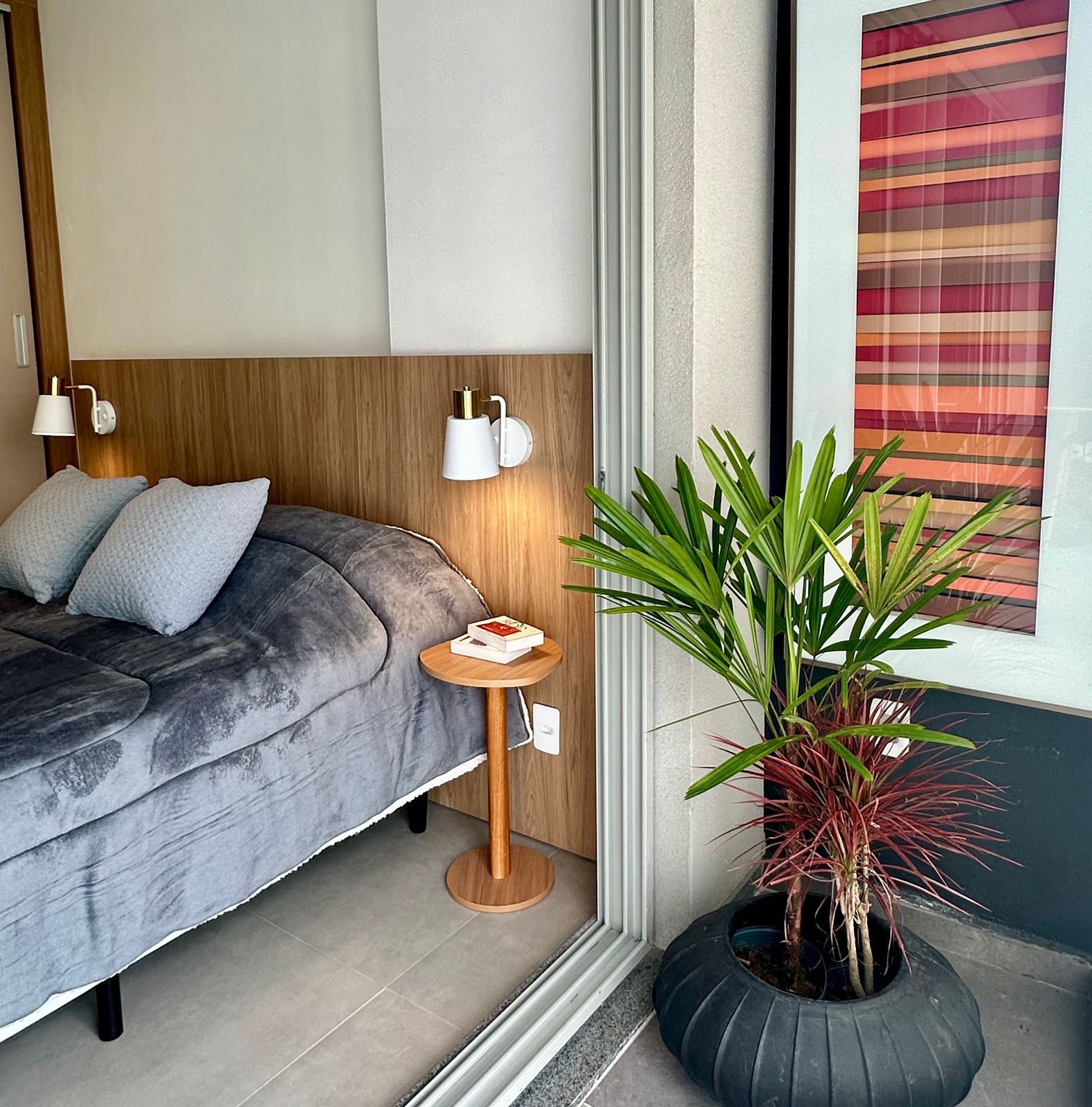 Imagem Apartamento com 1 Quarto para Alugar, 27 m²em Cerqueira César - São Paulo