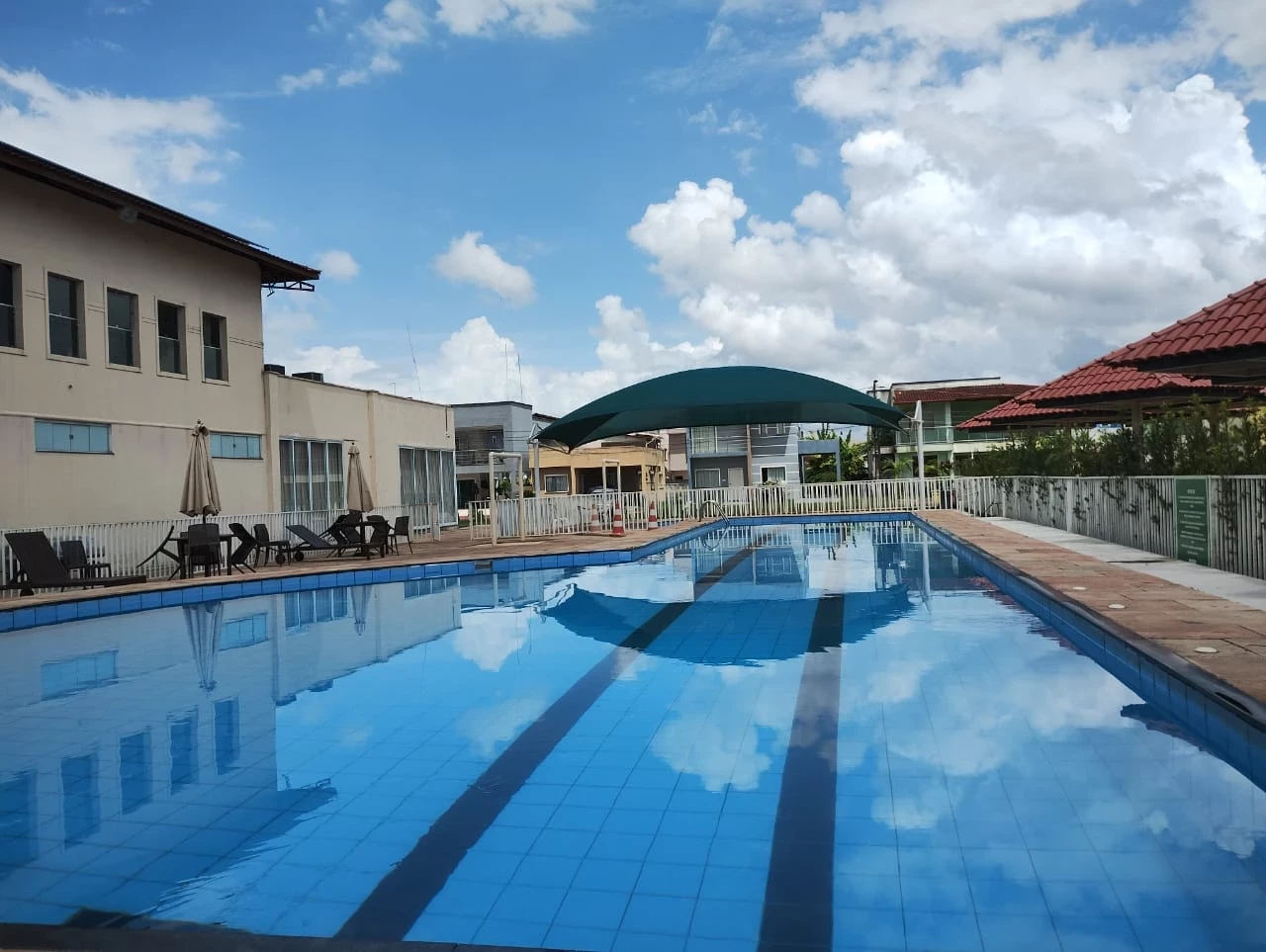 Imagem Casa de Condomínio com 4 Quartos para Alugar, 180 m² em Parque Verde - Belém