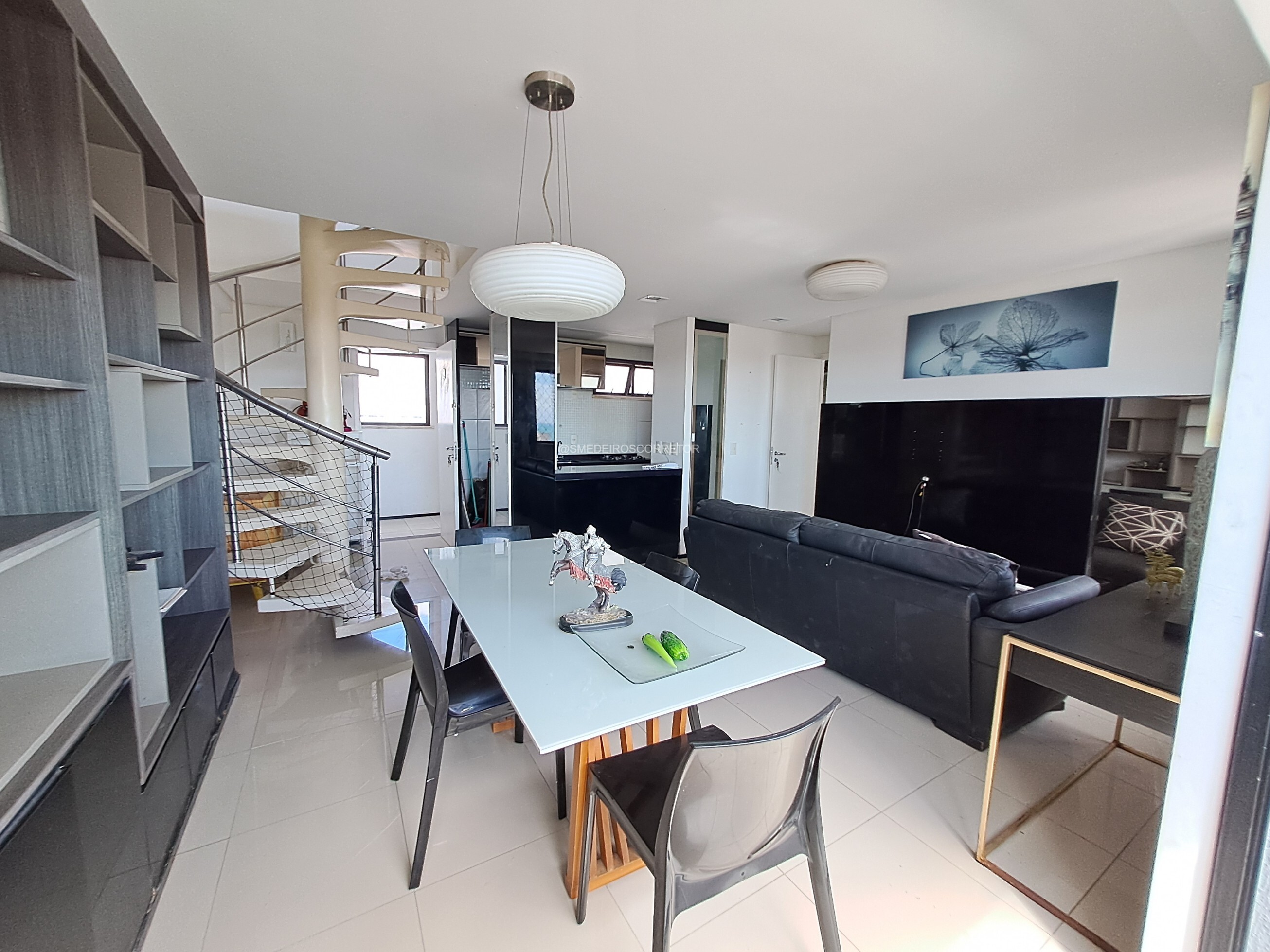 Imagem Cobertura com 2 Quartos à Venda, 103 m²em Meireles - Fortaleza