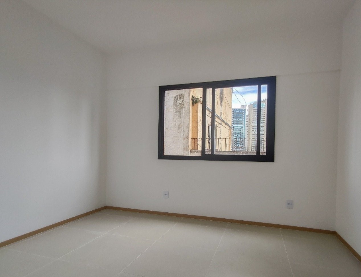 Imagem Apartamento com 2 Quartos para Alugar, 71 m²em Umarizal - Belém Imagem Apartamento com 2 Quartos para Alugar, 71 m²em Umarizal - Belém