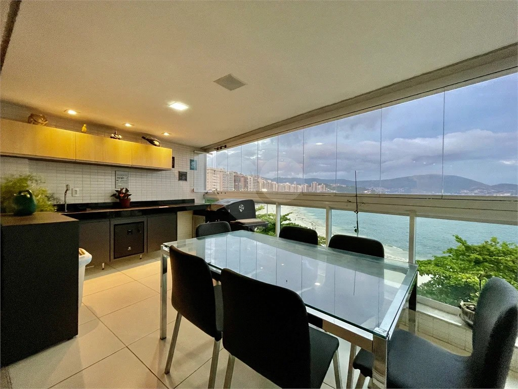 Imagem Apartamento com 4 Quartos à Venda, 230 m²em Icaraí - Niterói Imagem Apartamento com 4 Quartos à Venda, 230 m²em Icaraí - Niterói