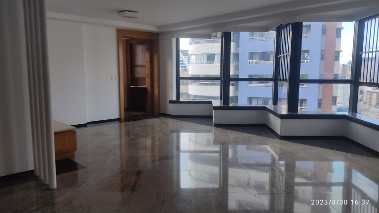 Imagem Apartamento com 3 Quartos à Venda,  em Meireles - Fortaleza