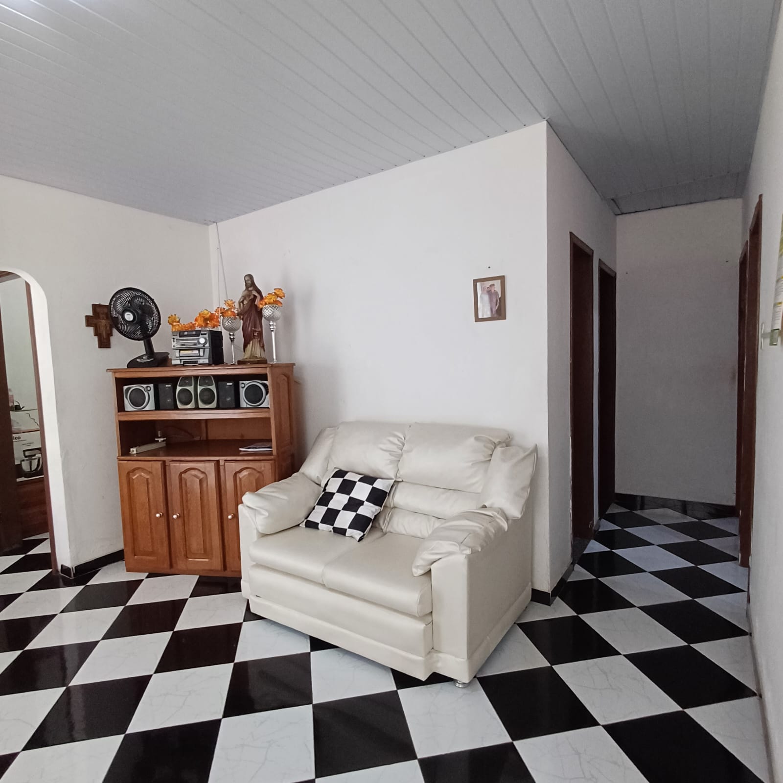 Imagem Casa com 4 Quartos à Venda, 263 m²em Dom Pedro I - Manaus Imagem Casa com 4 Quartos à Venda, 263 m²em Dom Pedro I - Manaus