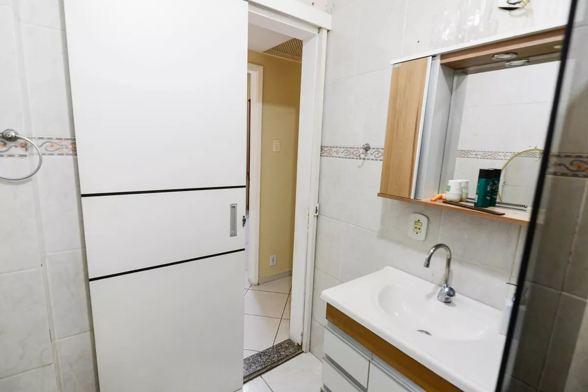 Imagem Apartamento com 2 Quartos à Venda, 67 m² em Praça da Bandeira - Rio de Janeiro Imagem Apartamento com 2 Quartos à Venda, 67 m² em Praça da Bandeira - Rio de Janeiro