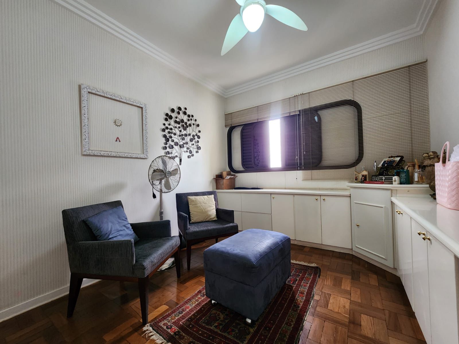 Imagem Apartamento com 4 Quartos à Venda, 280 m²em Barbosa - Marília