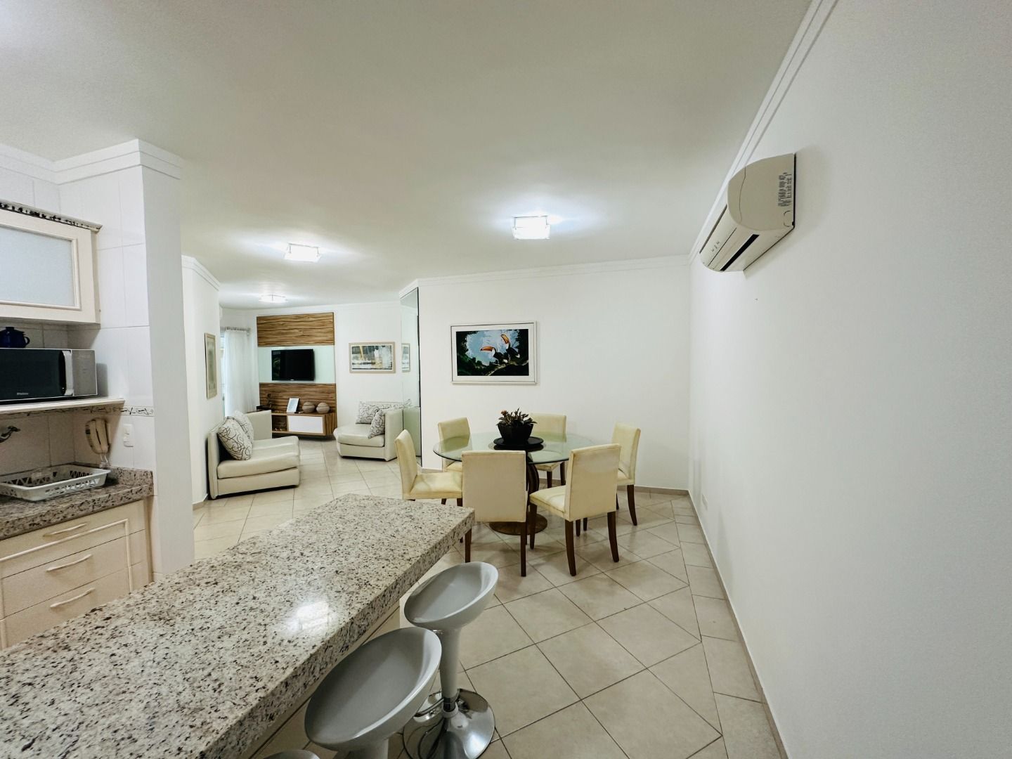 Imagem Apartamento com 3 Quartos à Venda, 124 m²em Riviera - Bertioga