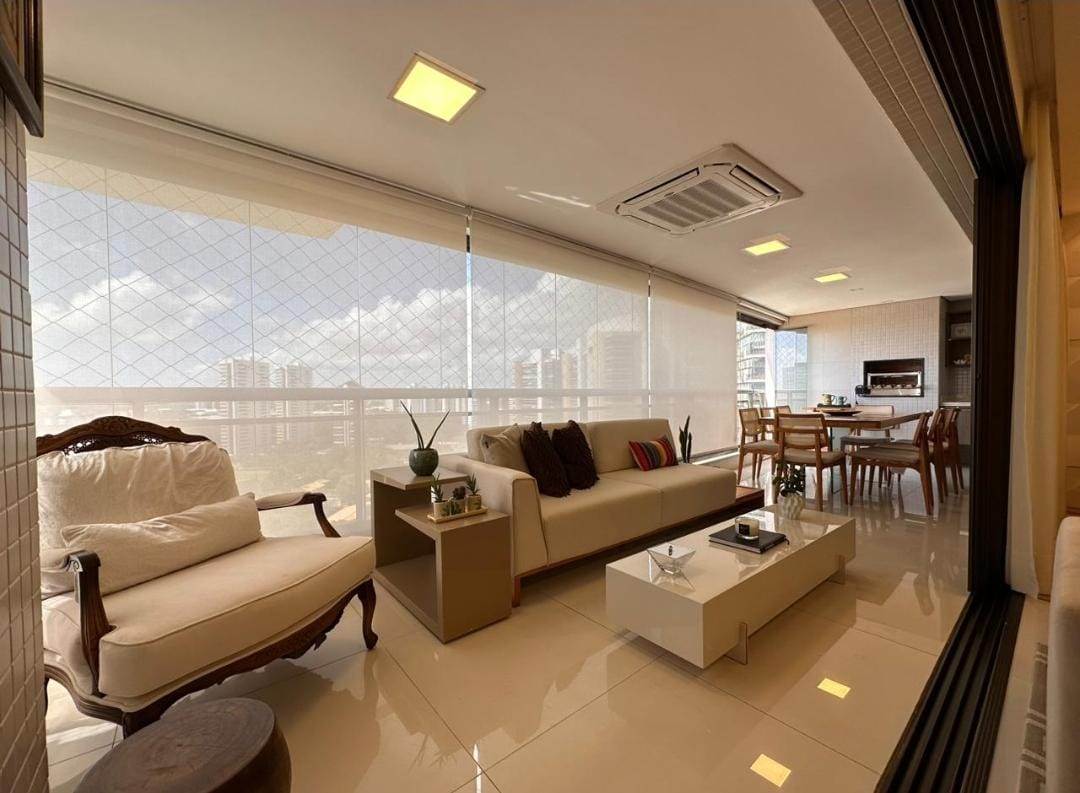 Imagem Apartamento com 4 Quartos à Venda, 209 m²em Guararapes - Fortaleza