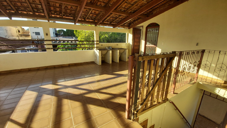 Imagem Casa com 3 Quartos à Venda, 140 m² em Guanandi - Campo Grande