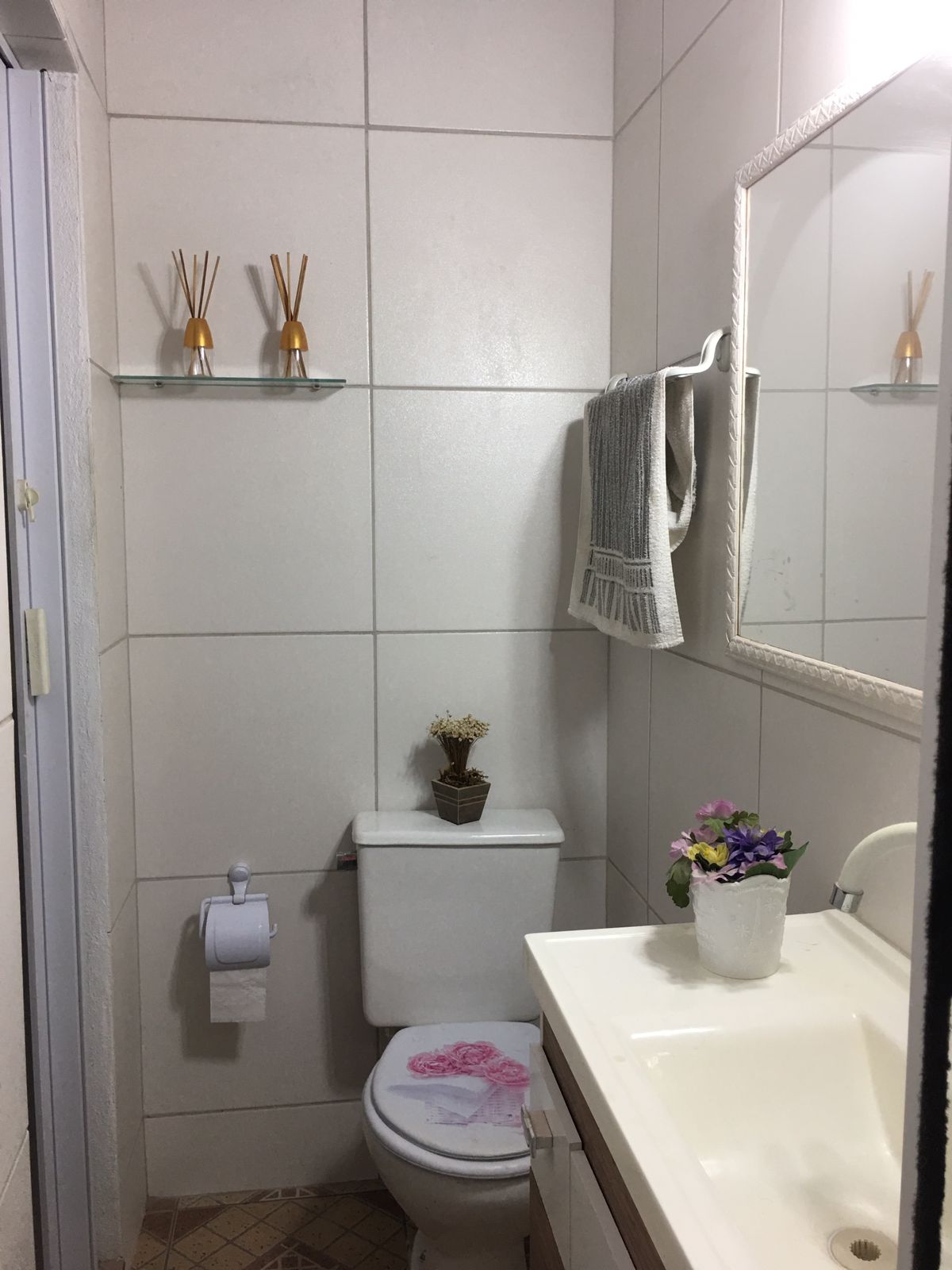 Imagem Casa de Vila com 3 Quartos para Alugar, 120 m²em Cachambi - Rio de Janeiro Imagem Casa de Vila com 3 Quartos para Alugar, 120 m²em Cachambi - Rio de Janeiro
