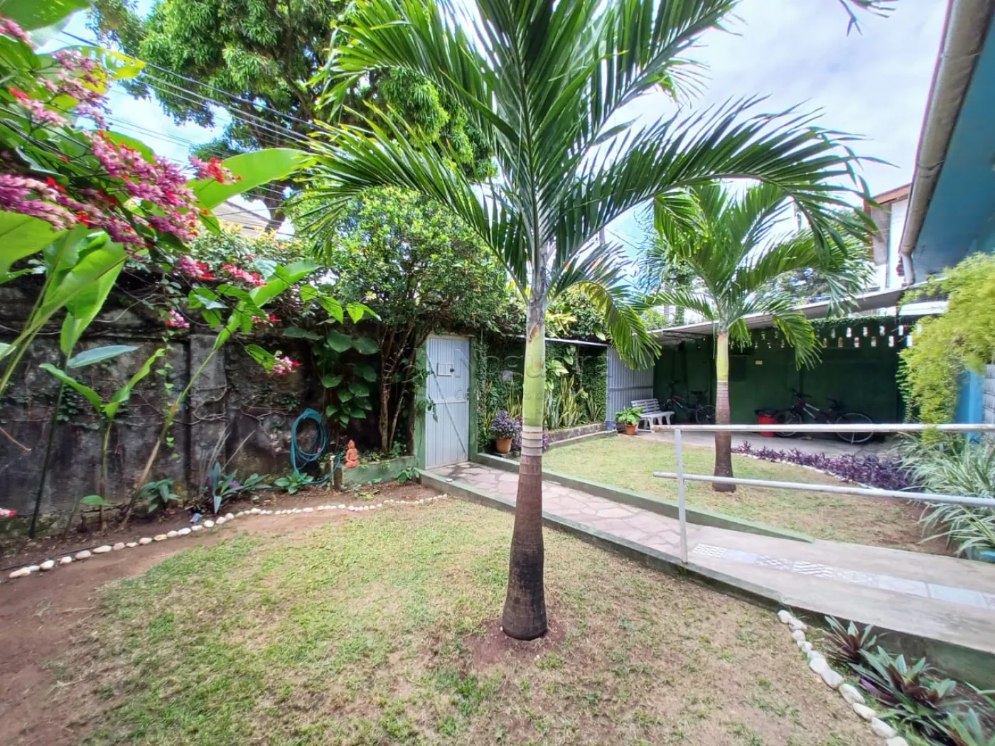 Imagem Casa com 4 Quartos à Venda, 232 m²em Iputinga - Recife