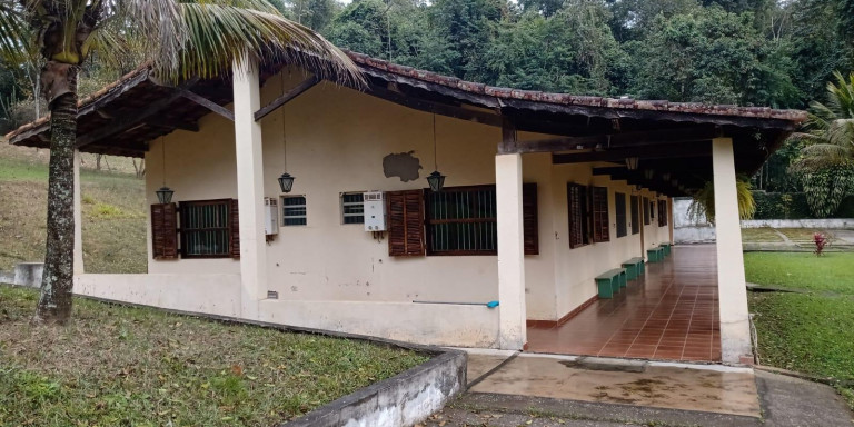 Imagem Chácara com 12 Quartos à Venda, em Centro - Santa Isabel Imagem Chácara com 12 Quartos à Venda, em Centro - Santa Isabel