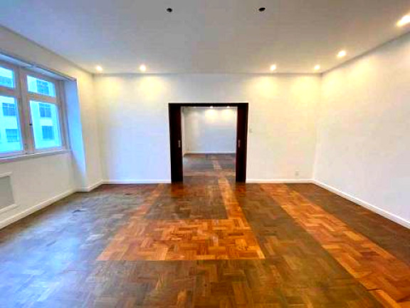 Imagem Apartamento com 4 Quartos para Alugar, 350 m²em Copacabana - Rio de Janeiro