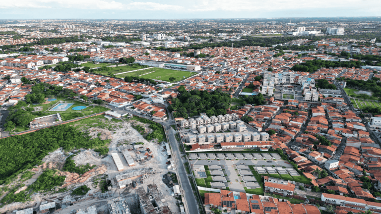 Imagem Casa com 3 Quartos à Venda, 140 m² em Alto do Calhau - São Luís Imagem Casa com 3 Quartos à Venda, 140 m² em Alto do Calhau - São Luís