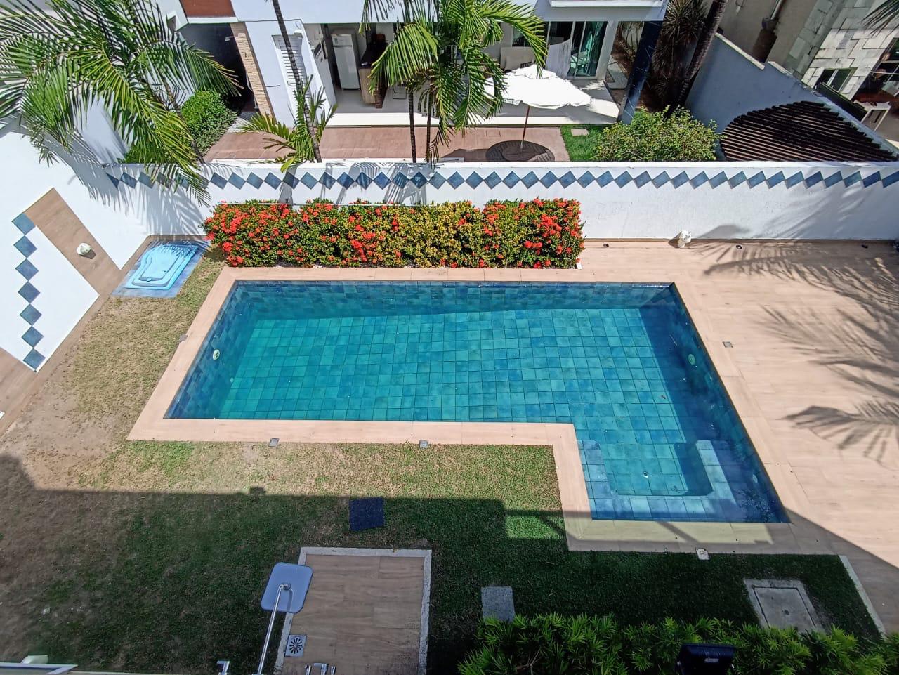 Imagem Casa com 4 Quartos à Venda, 270 m²em Coaçu - Eusébio 