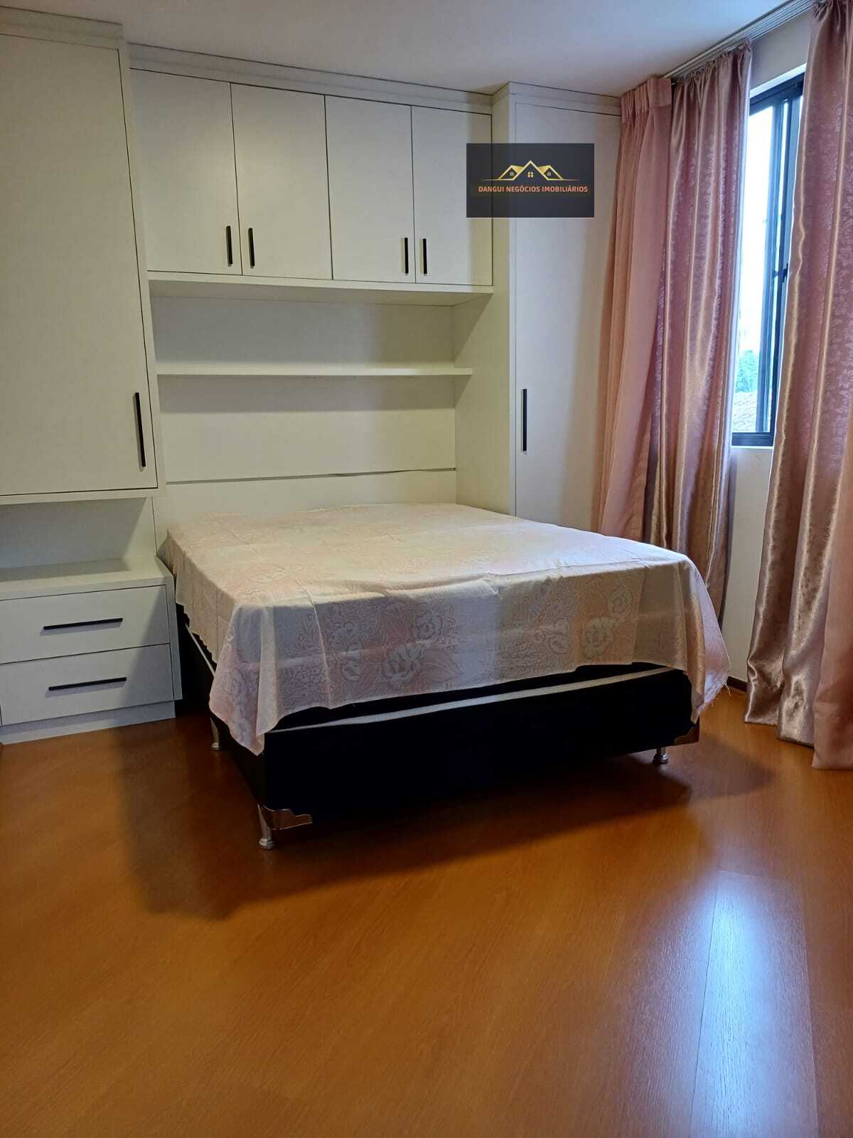 Imagem Apartamento com 4 Quartos à Venda, 147 m²em Portão - Curitiba Imagem Apartamento com 4 Quartos à Venda, 147 m²em Portão - Curitiba