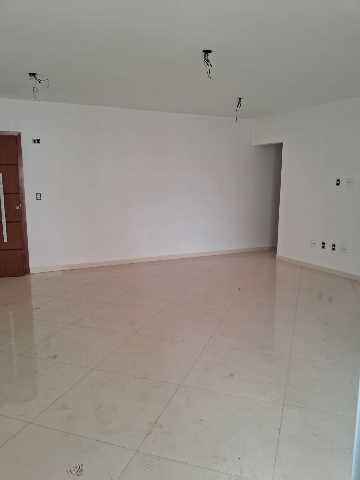 Imagem Apartamento com 3 Quartos à Venda, 144 m²em Canto do Forte - Praia Grande Imagem Apartamento com 3 Quartos à Venda, 144 m²em Canto do Forte - Praia Grande