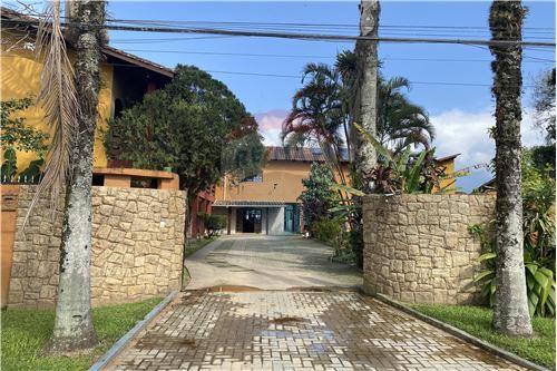 Imagem Imóvel com 19 Quartos à Venda, 802 m²em Mato Dentro - Ubatuba Imagem Imóvel com 19 Quartos à Venda, 802 m²em Mato Dentro - Ubatuba
