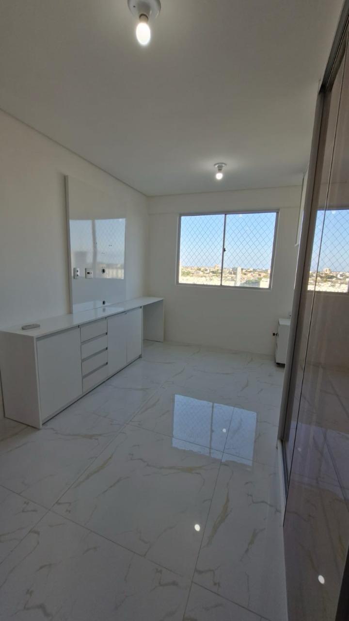 Imagem Apartamento com 2 Quartos à Venda, 56 m²em Centro  - Lauro de Freitas 