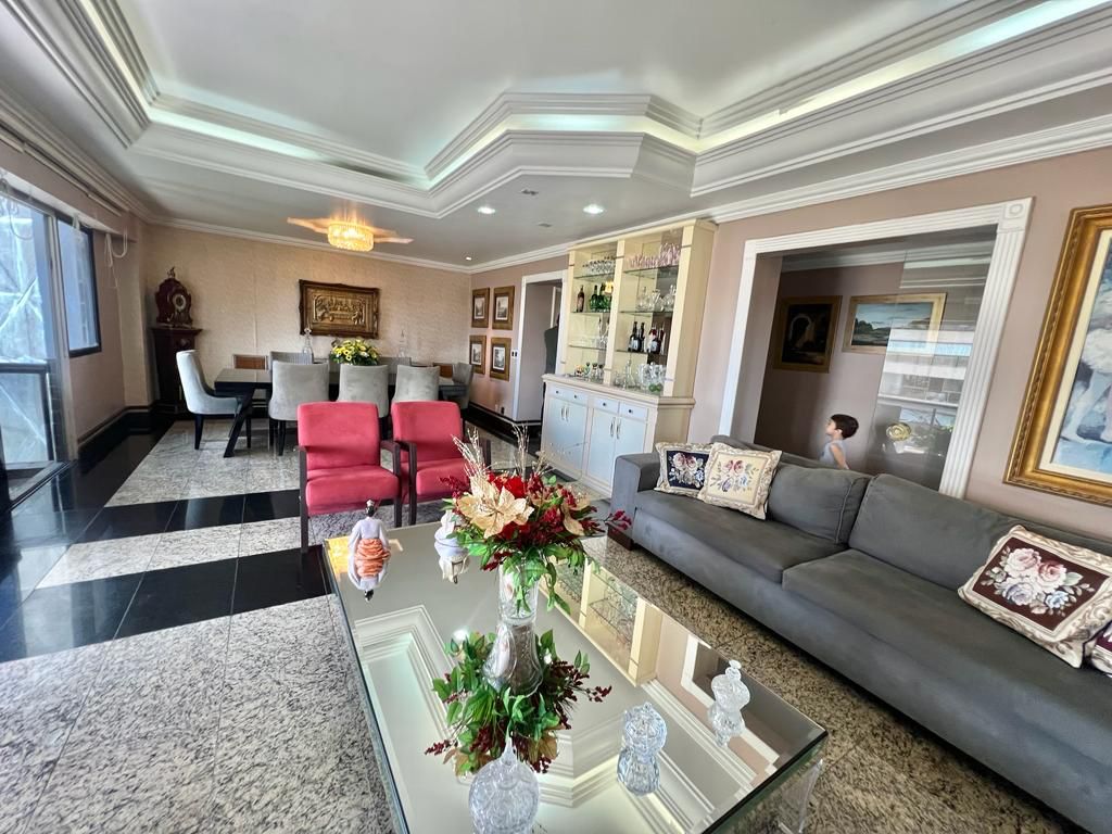 Imagem Apartamento com 4 Quartos à Venda, 290 m²em Nazaré - Belém