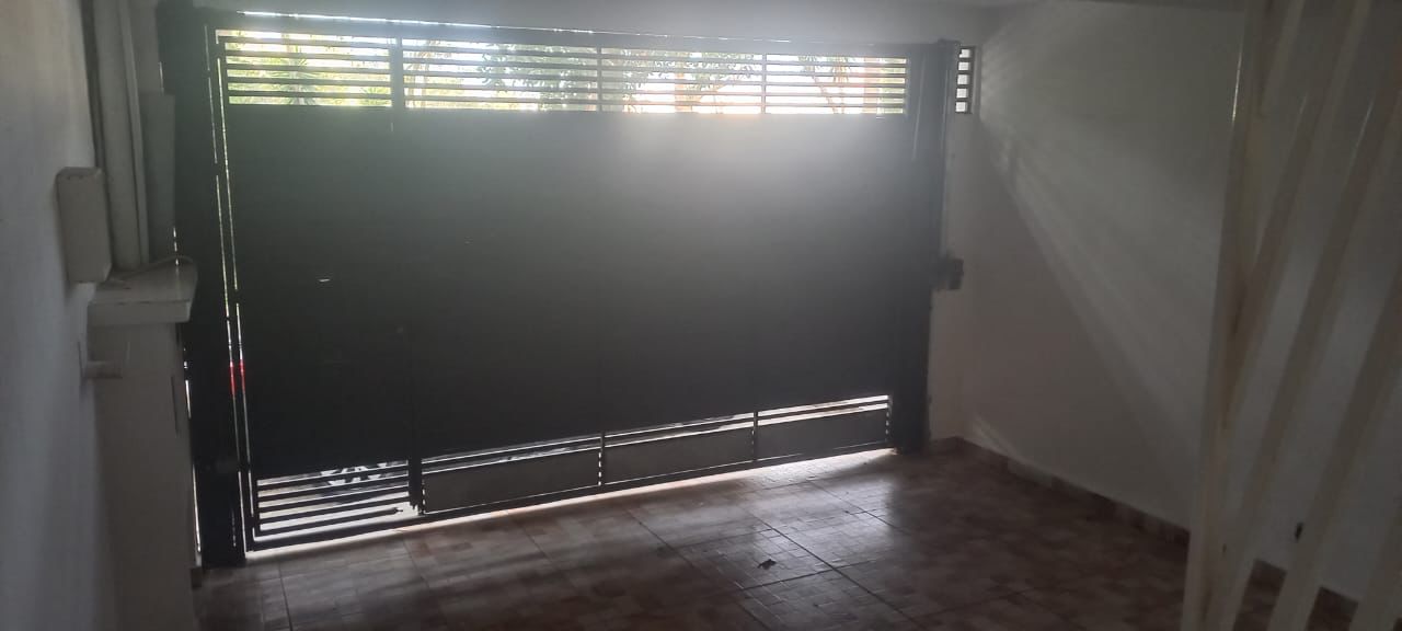 Imagem Sobrado com 2 Quartos à Venda ou Locação, 120 m²em Parque Monte Alegre - Taboão da Serra