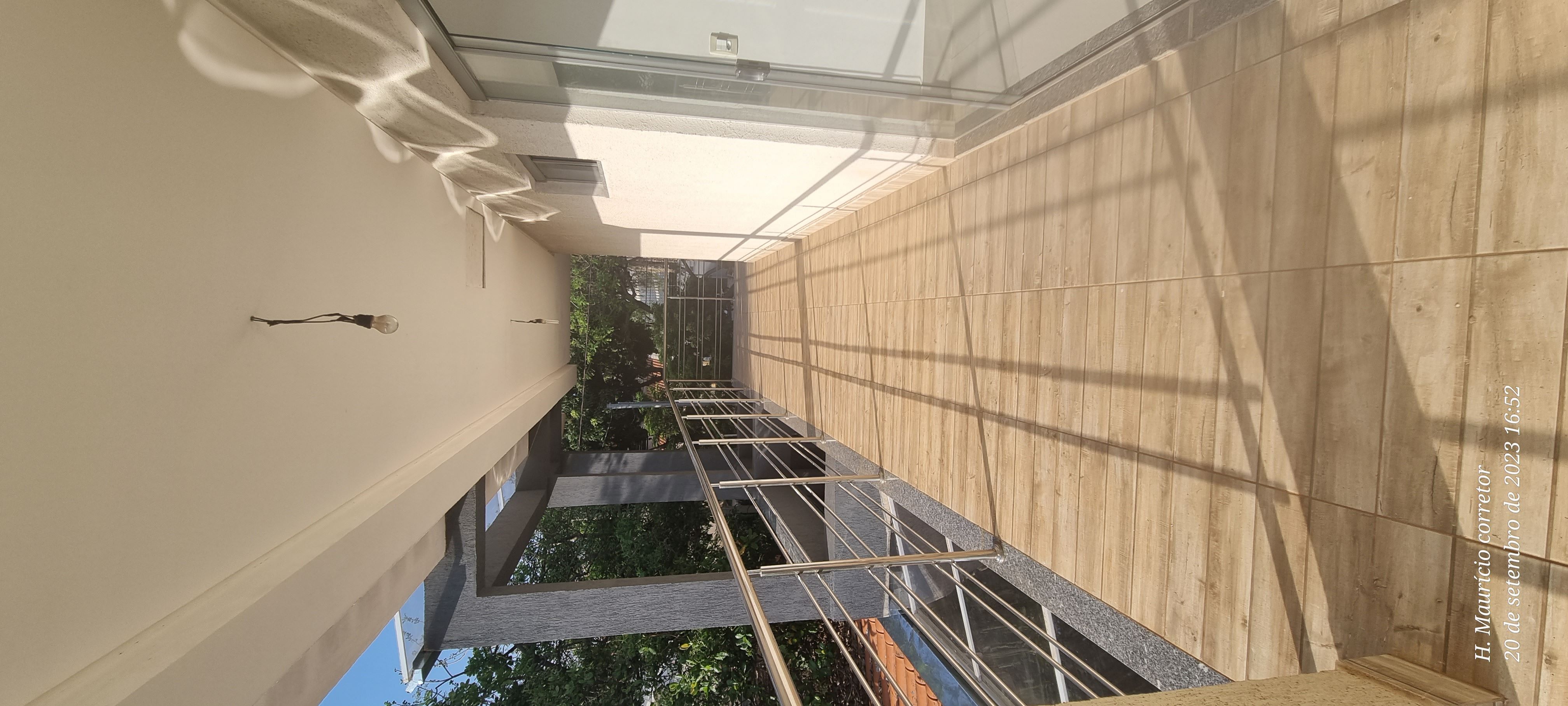 Imagem Sobrado com 4 Quartos à Venda, 377 m²em Setor Jaó - Goiânia Imagem Sobrado com 4 Quartos à Venda, 377 m²em Setor Jaó - Goiânia