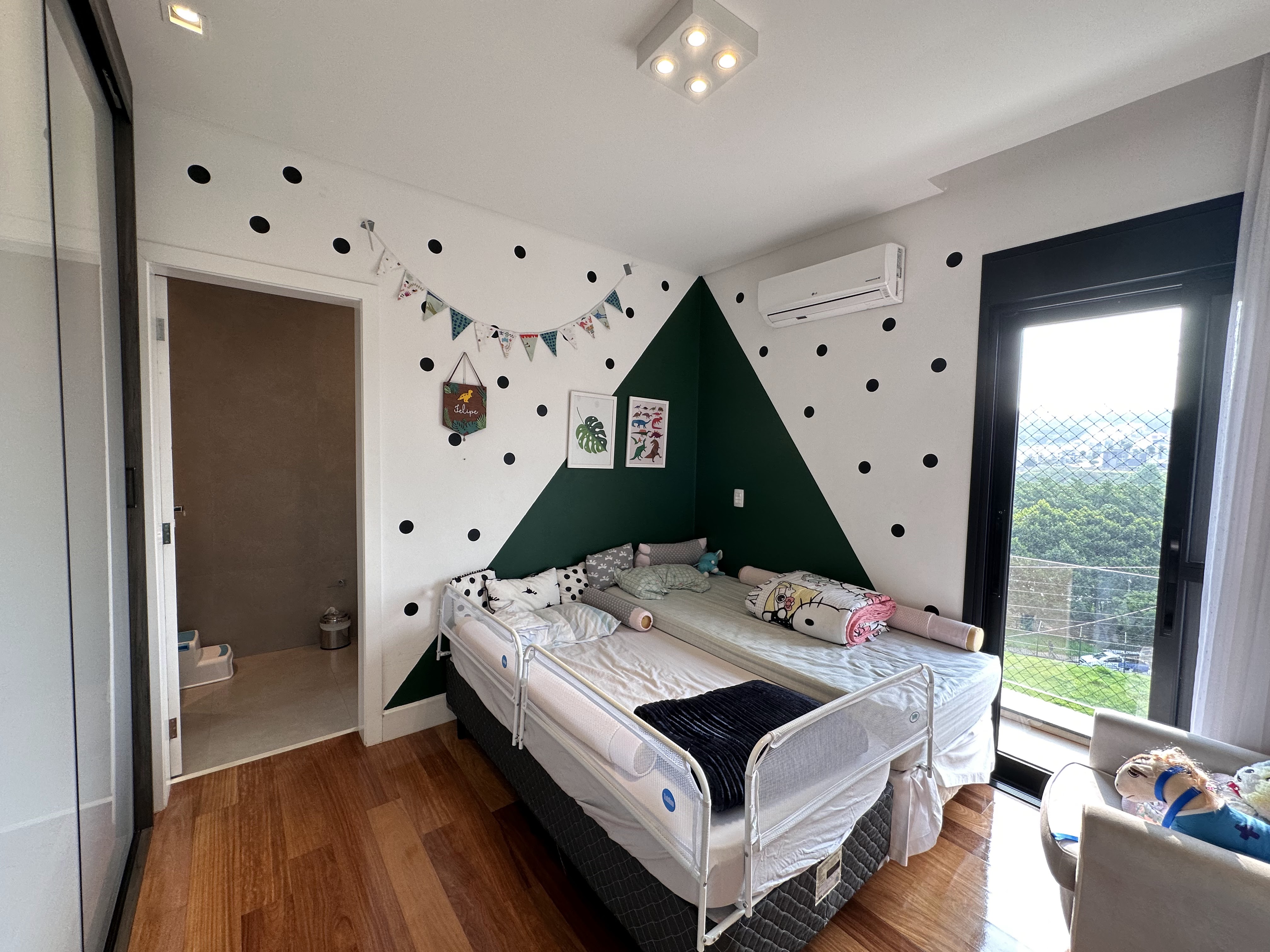 Imagem Sobrado com 4 Quartos à Venda, 395 m²em Jardim Novo Mundo - Jundiaí Imagem Sobrado com 4 Quartos à Venda, 395 m²em Jardim Novo Mundo - Jundiaí