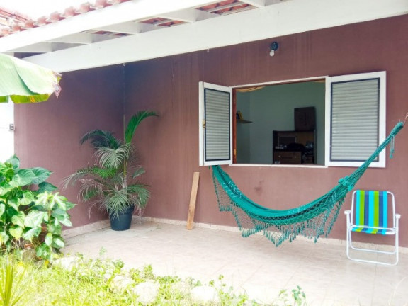 Sobrado com 4 Quartos à Venda, 250 m² em Balneário Dos Golfinhos - Caraguatatuba