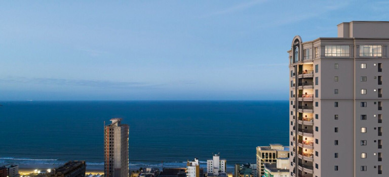 Imagem Apartamento com 4 Quartos à Venda, 185 m² em Meia Praia  - Itapema