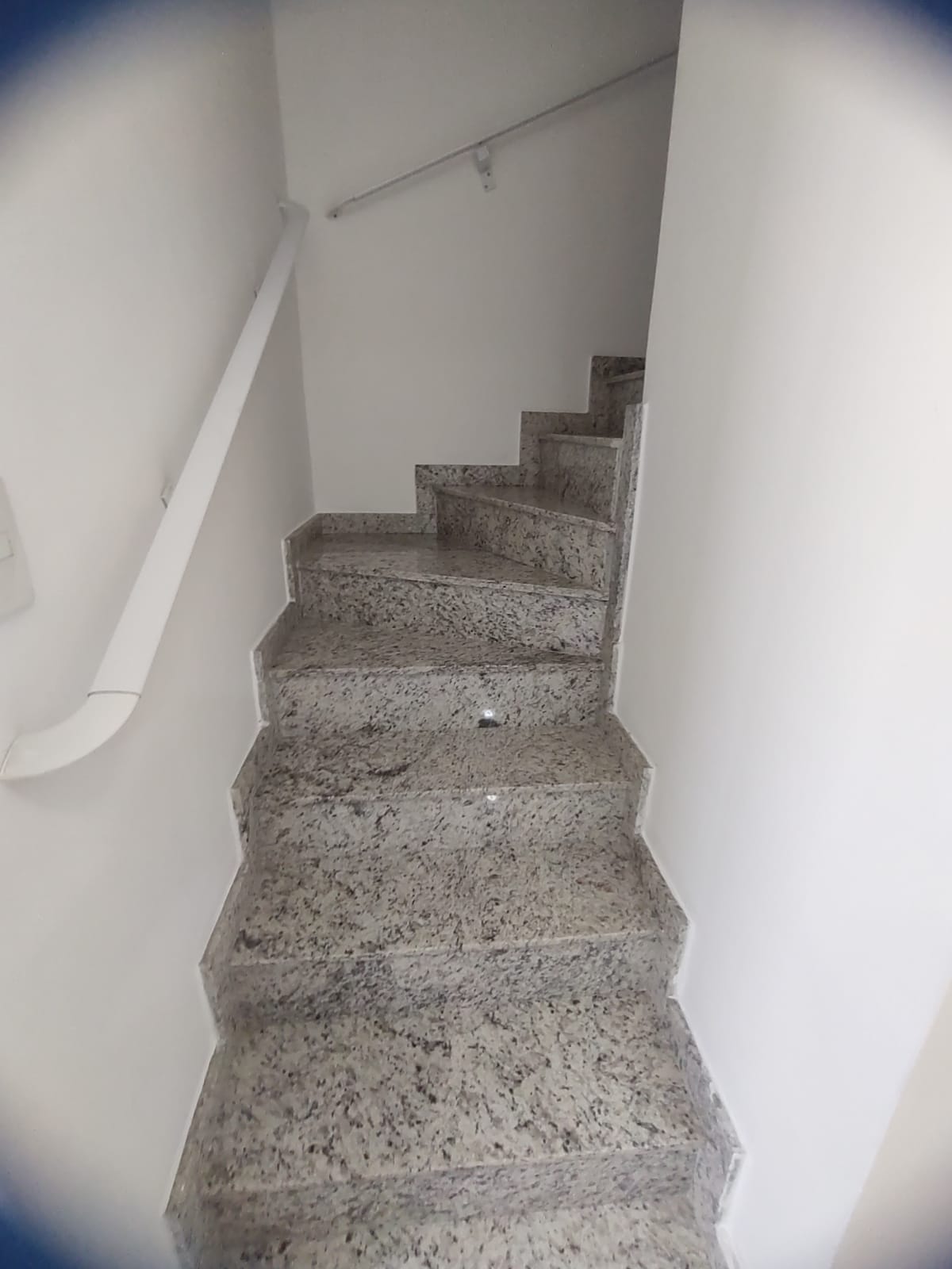 Imagem Casa de Condomínio com 2 Quartos à Venda, 84 m² em Estuário - Santos