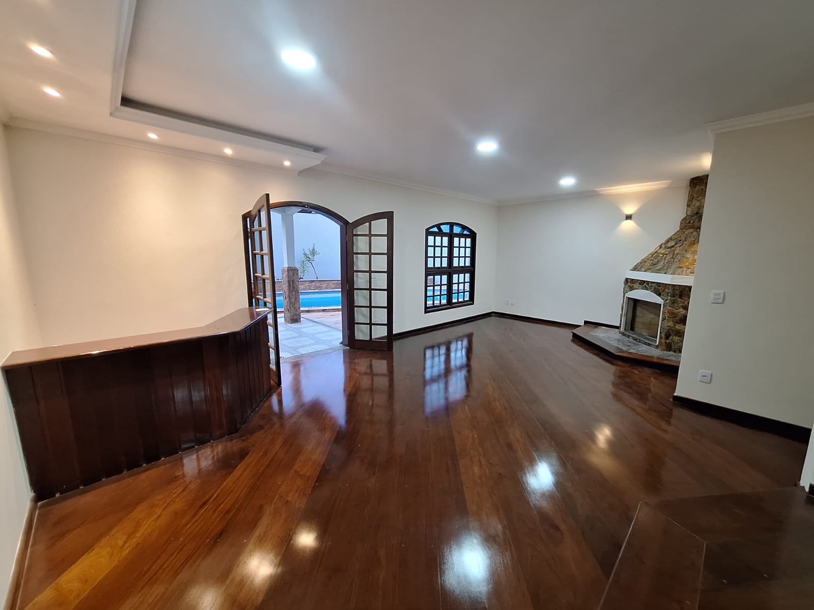 Imagem Casa com 4 Quartos à Venda, 300 m²em Chácara Jafet - Mogi das Cruzes