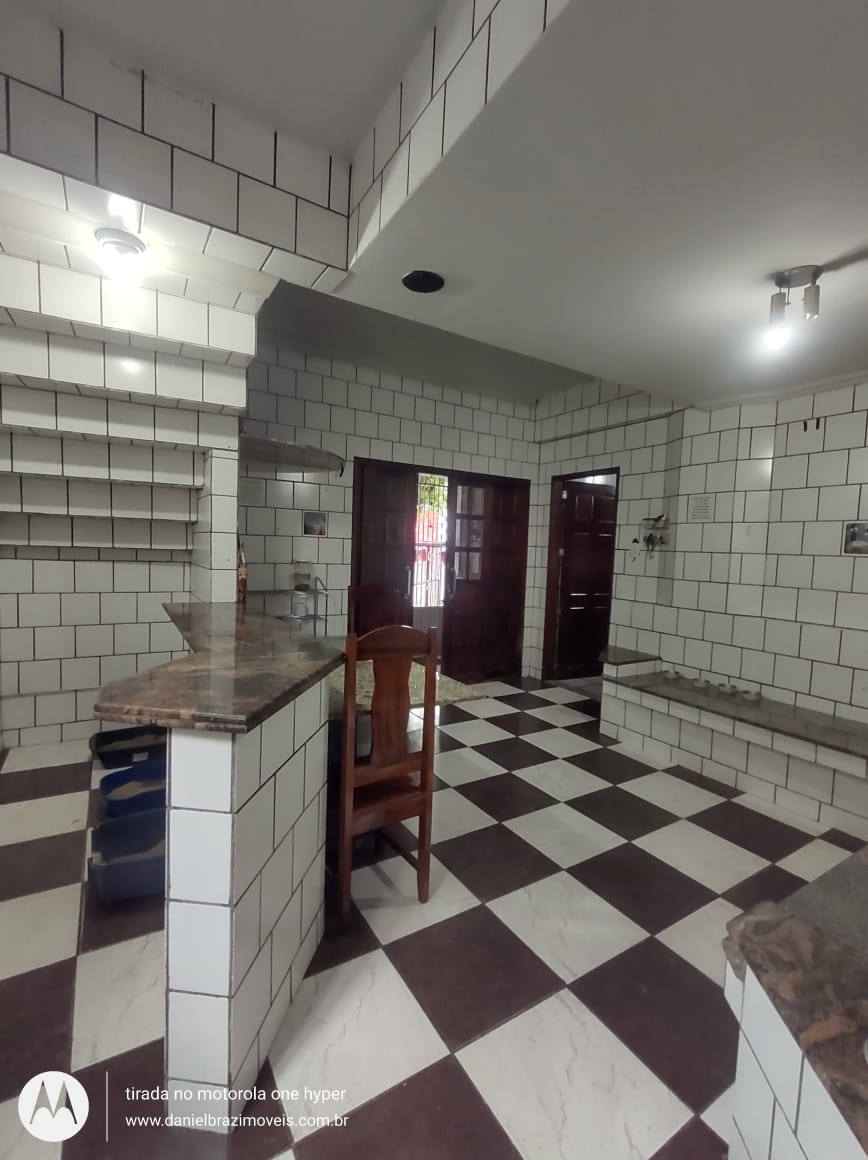 Imóvel Comercial à Venda, 250 m²em Centro - Manaus