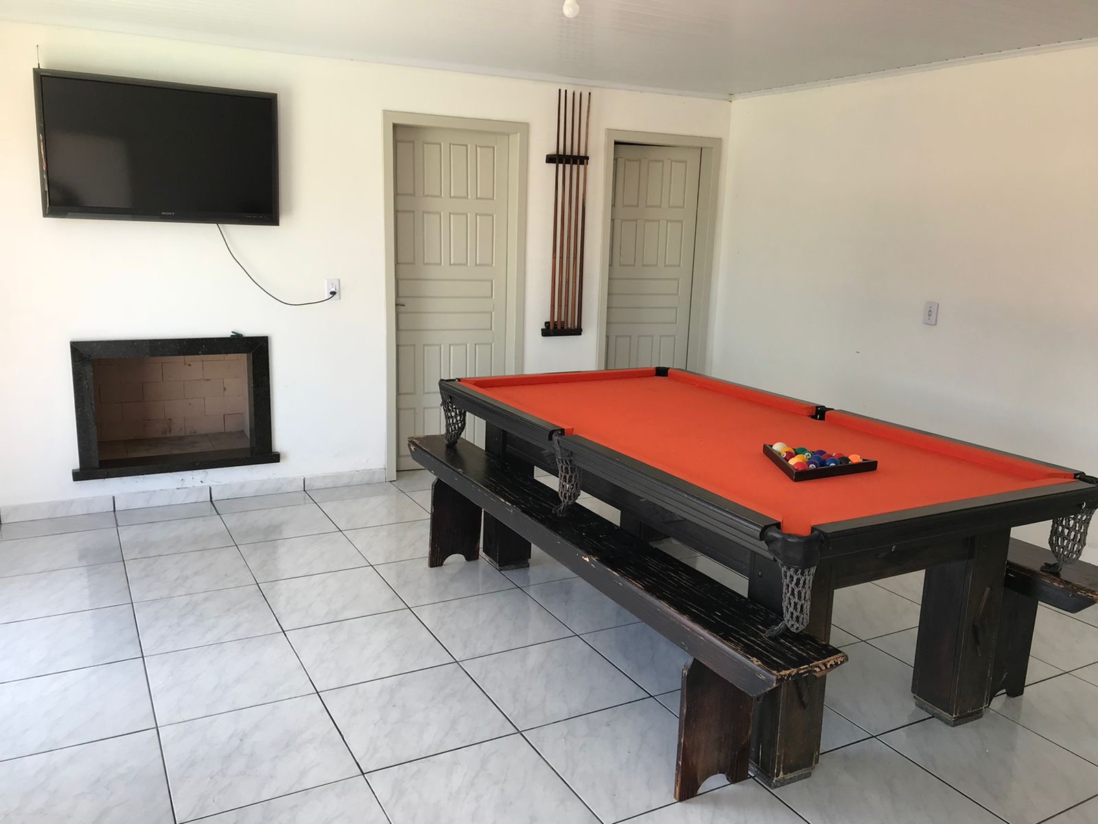 Imagem Casa com 3 Quartos à Venda, 236 m²em Demboski - Criciúma