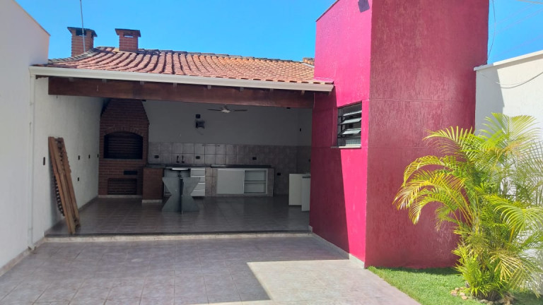Imagem Casa com 3 Quartos à Venda, 180 m² em Vila Lavínia - Mogi das Cruzes Imagem Casa com 3 Quartos à Venda, 180 m² em Vila Lavínia - Mogi das Cruzes