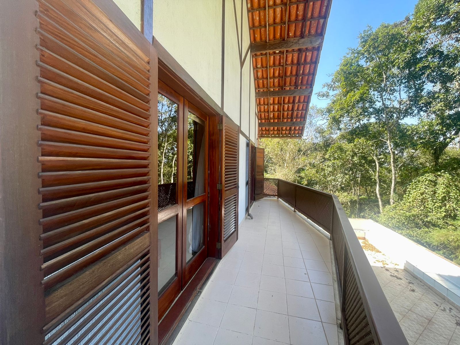 Imagem Casa de Condomínio com 4 Quartos à Venda ou Locação, 187 m² em Granja Guarani - Teresópolis