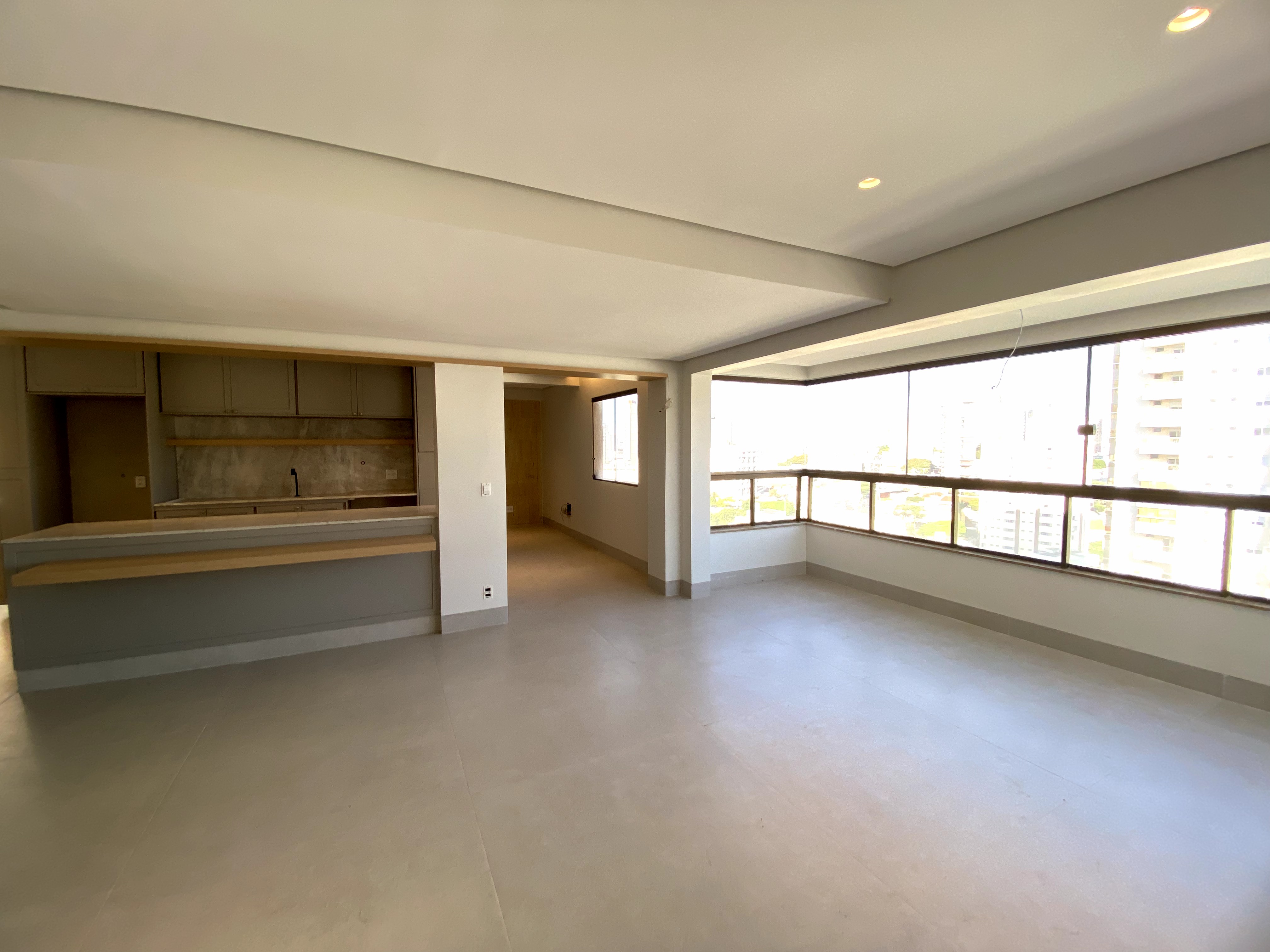 Imagem Apartamento com 4 Quartos à Venda, 216 m²em Martins - Uberlândia Imagem Apartamento com 4 Quartos à Venda, 216 m²em Martins - Uberlândia