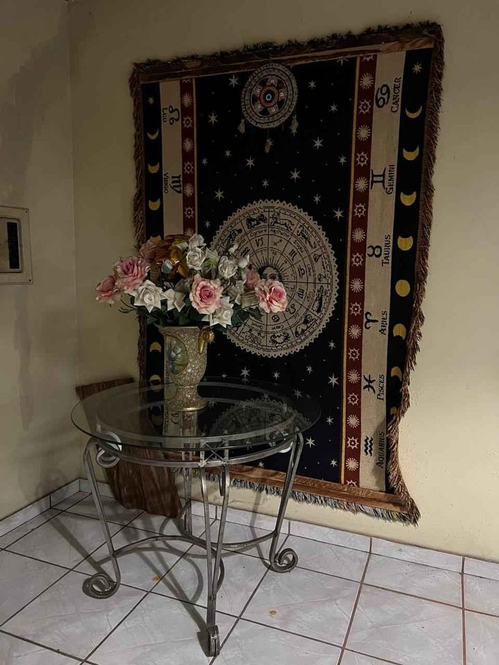Imagem Casa com 4 Quartos para Alugar, 20 m²em Santo Antônio - Manaus Imagem Casa com 4 Quartos para Alugar, 20 m²em Santo Antônio - Manaus