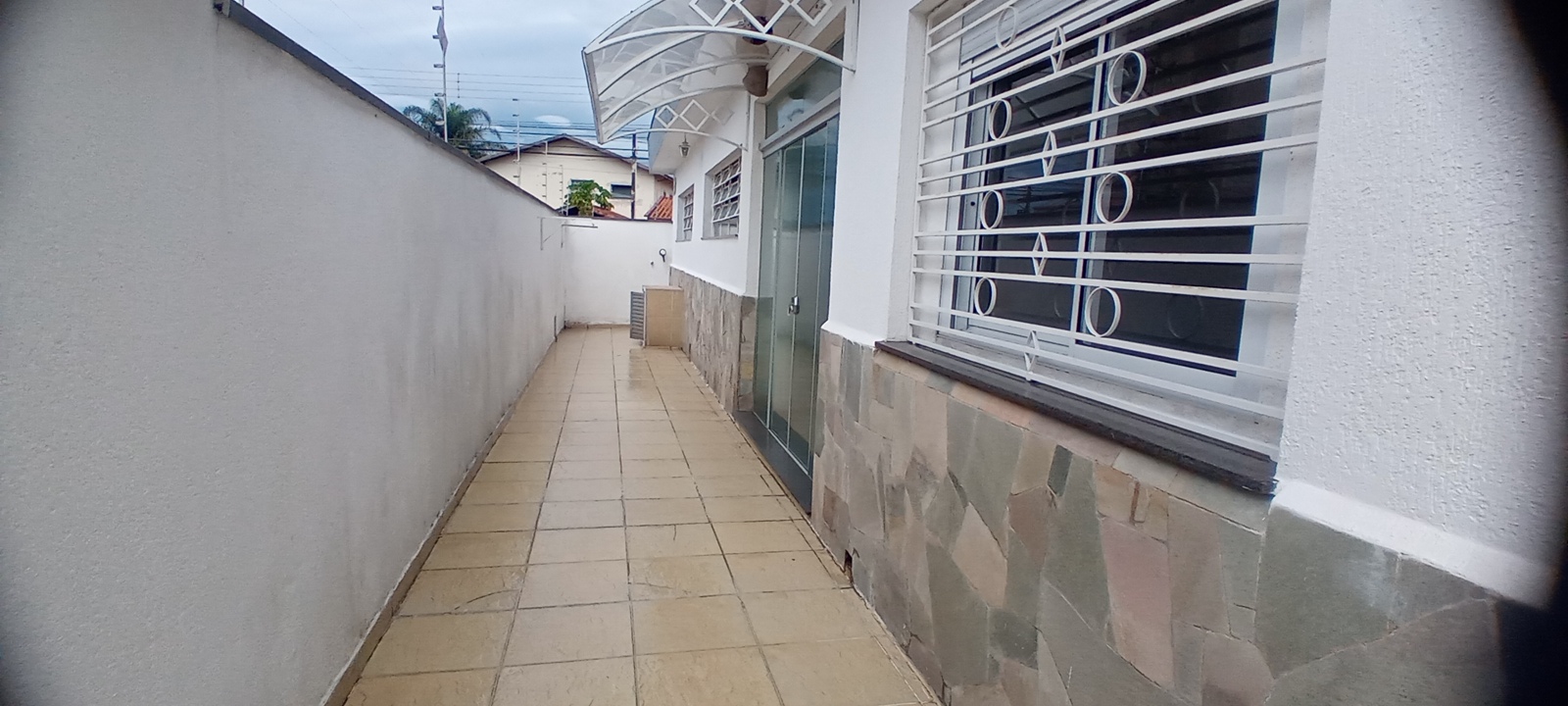 Imagem Casa com 4 Quartos à Venda, 173 m²em Centro - Taubaté Imagem Casa com 4 Quartos à Venda, 173 m²em Centro - Taubaté