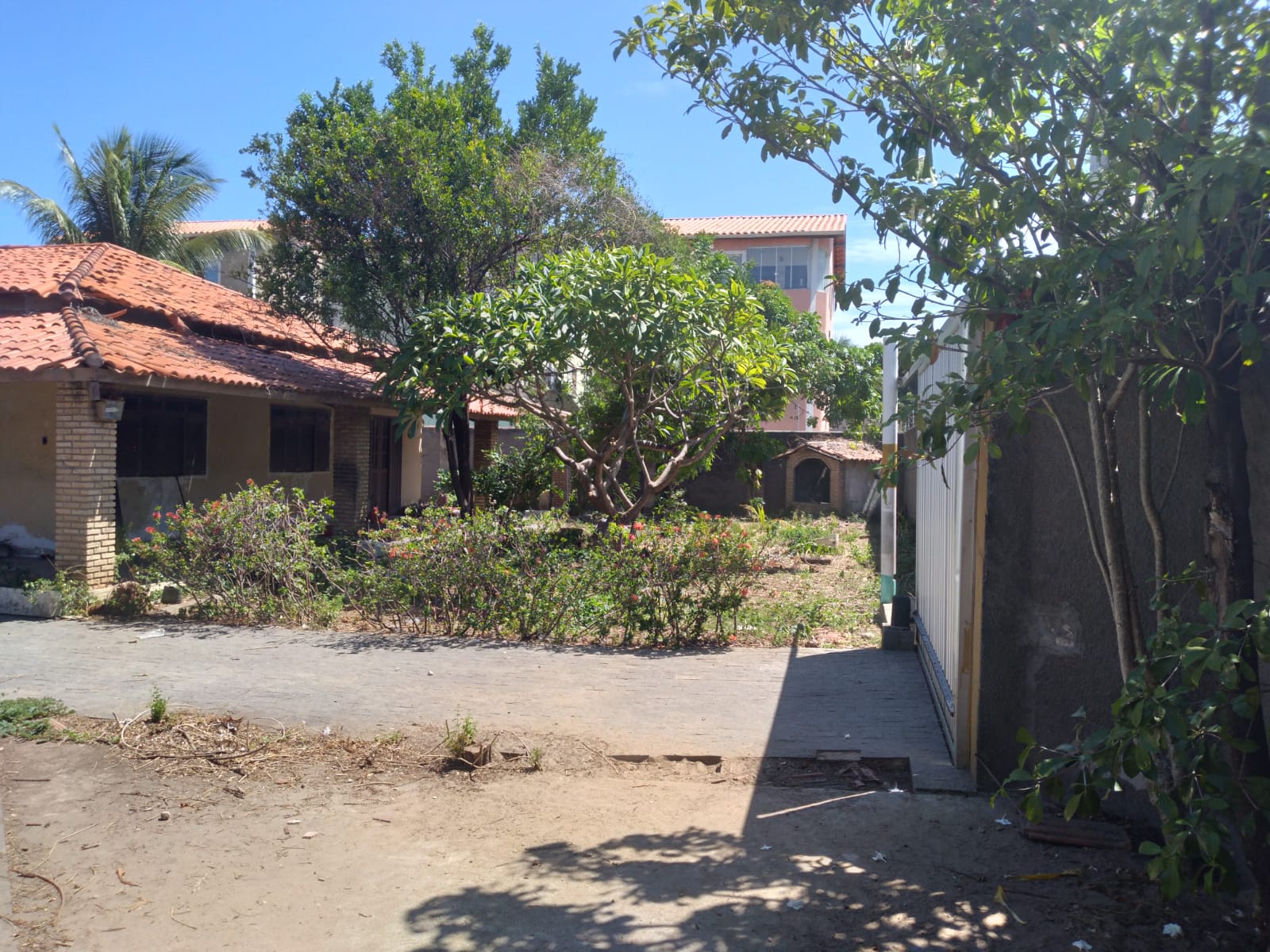 Imagem Casa com 5 Quartos à Venda, 417 m²em Centro - Lauro de Freitas