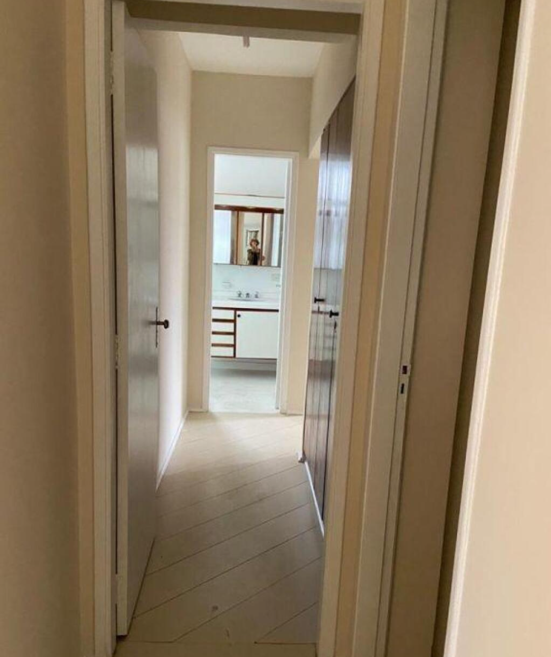 Imagem Apartamento com 3 Quartos à Venda, 95 m²em Indianópolis - São Paulo